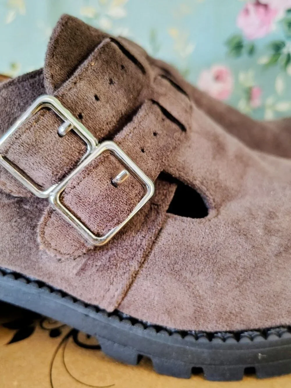 Unbranded these brown